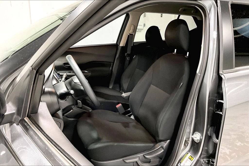 2024 Nissan Kicks S Xtronic CVT