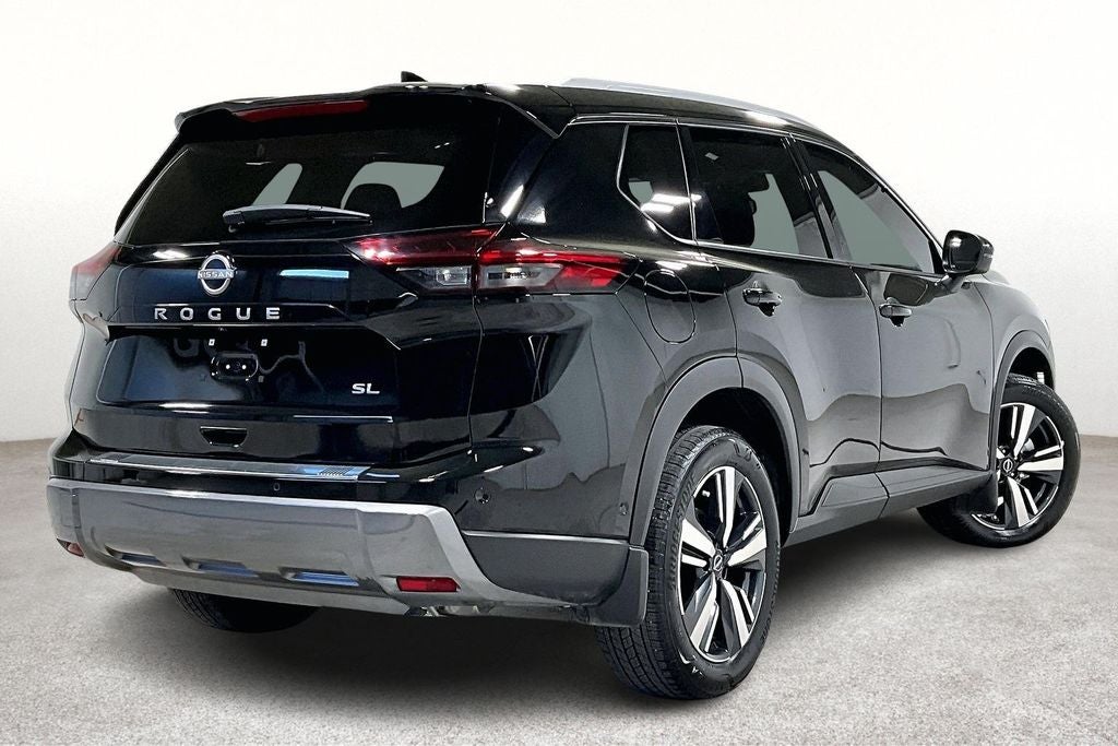 2024 Nissan Rogue SL FWD