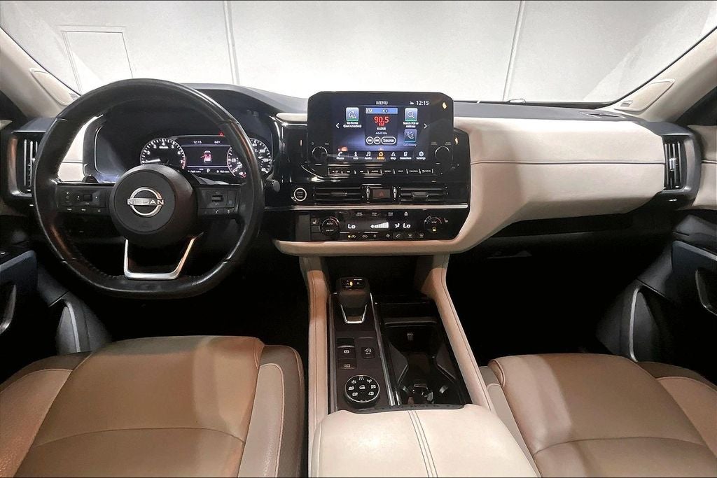 2023 Nissan Pathfinder SL 4WD
