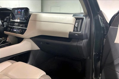 2023 Nissan Pathfinder SL 4WD