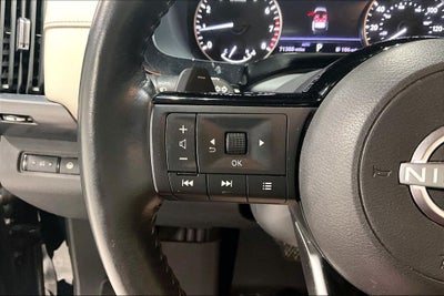 2023 Nissan Pathfinder SL 4WD