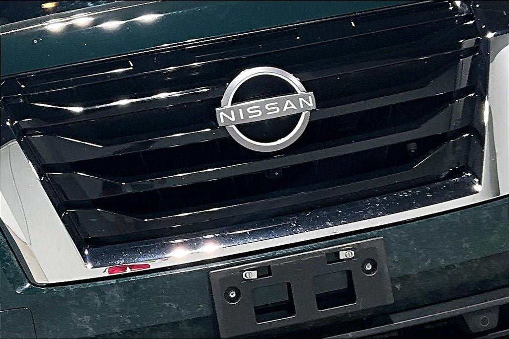 2023 Nissan Pathfinder SL 4WD