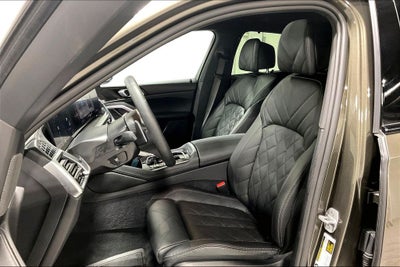 2025 BMW X6 M60i