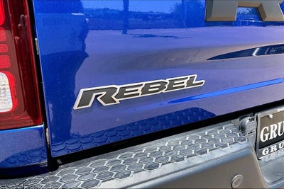 2018 RAM 1500 Rebel Crew Cab 4x4 5'7" Box