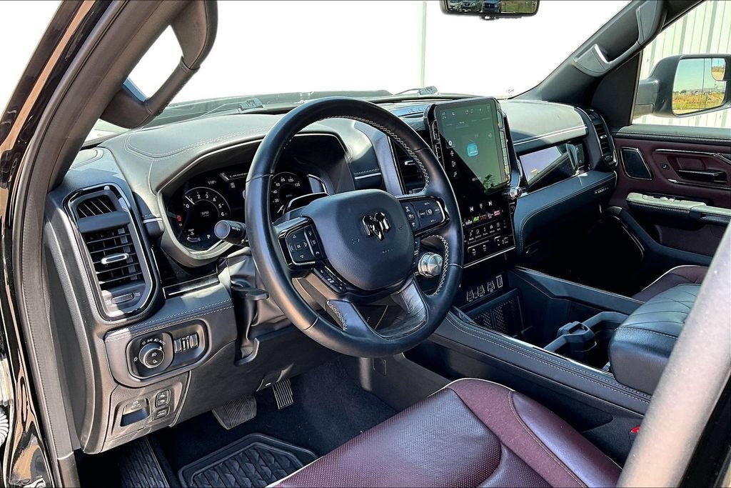 2025 RAM 1500 Limited Crew Cab 4x4 5'7" Box