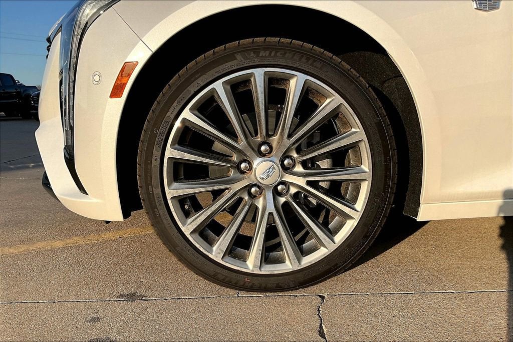 2025 Cadillac CT5 Premium Luxury