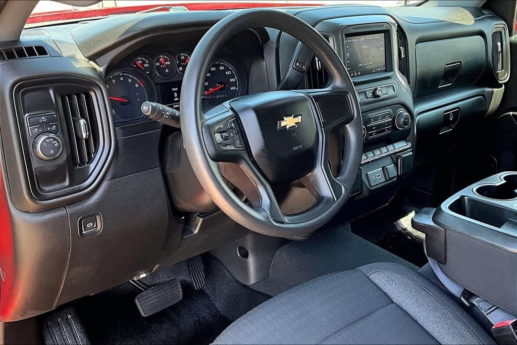 2023 Chevrolet Silverado 1500 Custom