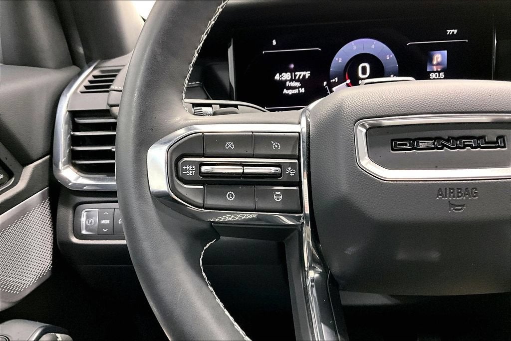 2025 GMC Acadia Denali