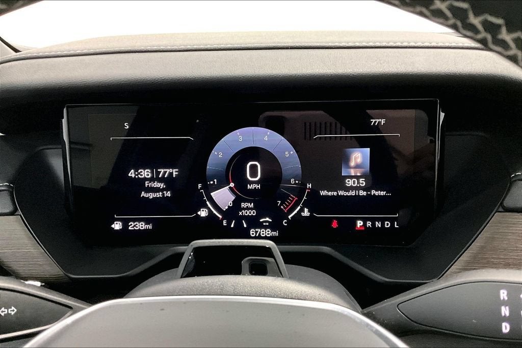 2025 GMC Acadia Denali