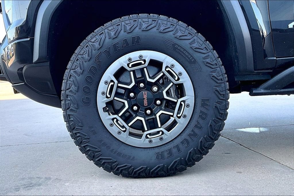2023 GMC Canyon 4WD AT4X
