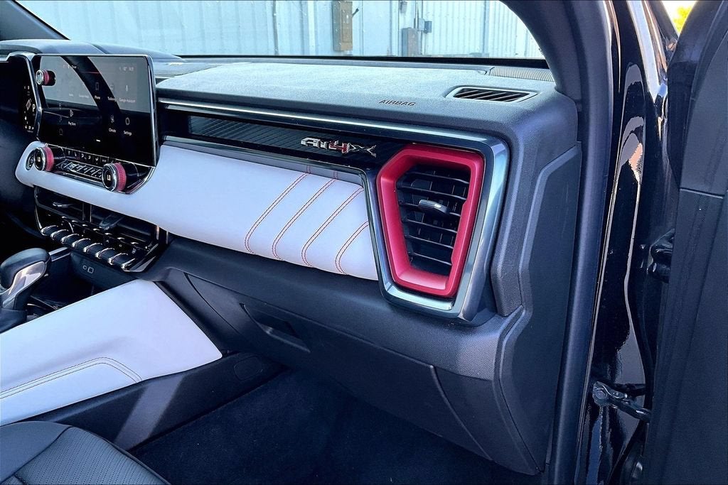 2023 GMC Canyon 4WD AT4X