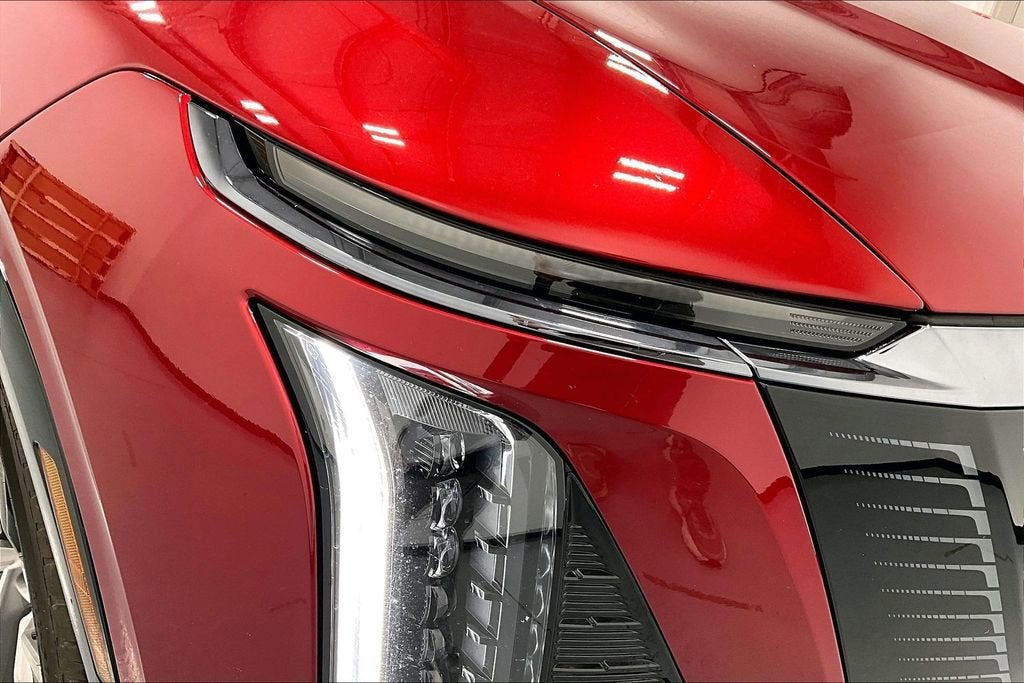 2026 Cadillac VISTIQ Sport