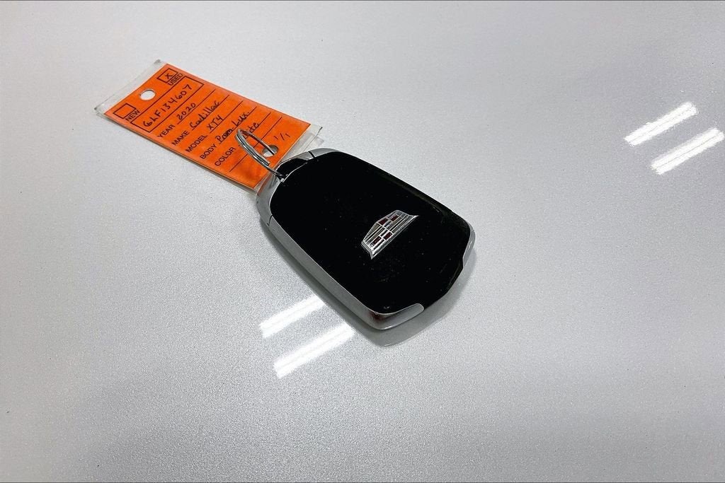 2020 Cadillac XT4 Premium Luxury