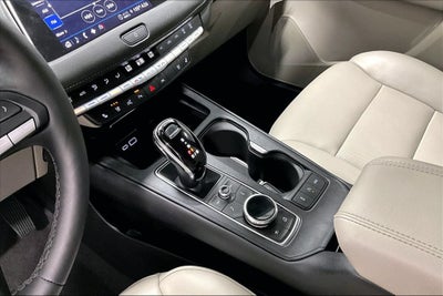 2023 Cadillac XT4 AWD Premium Luxury