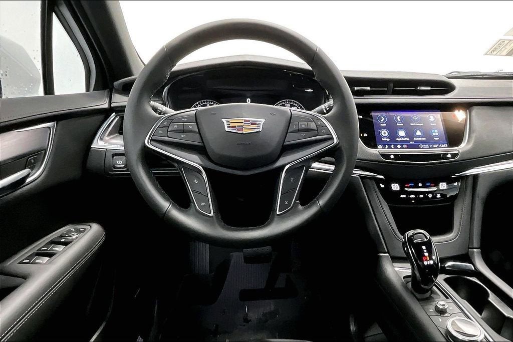 2026 Cadillac XT5 Luxury