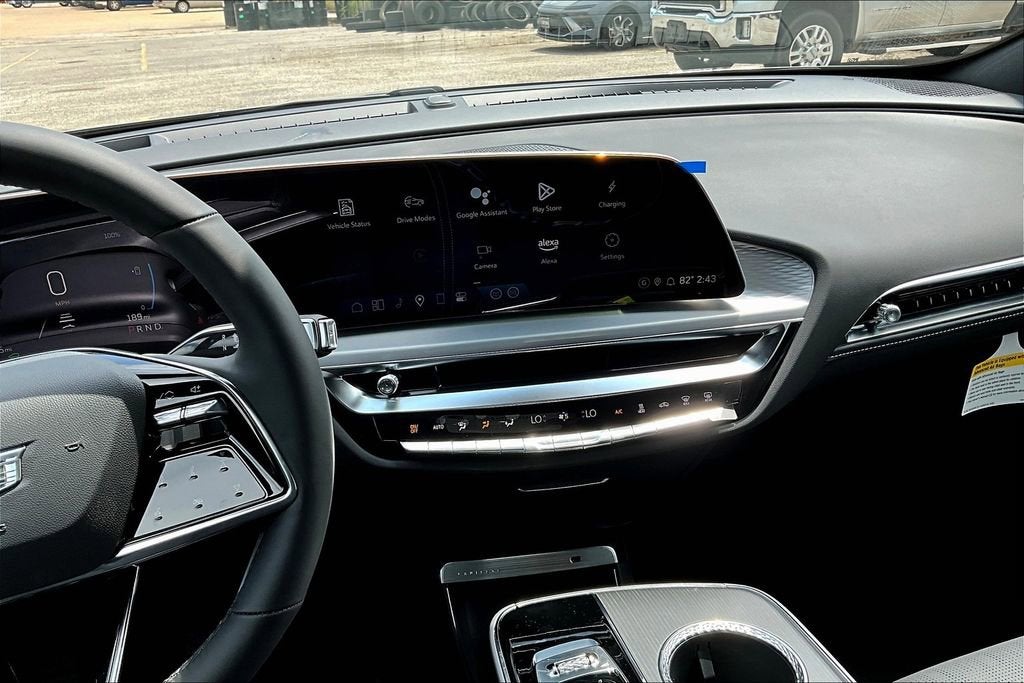 2025 Cadillac LYRIQ Sport 1