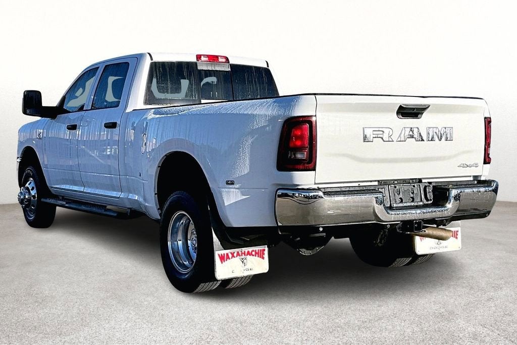 2025 RAM 3500 Tradesman Crew Cab 4x4 8' Box