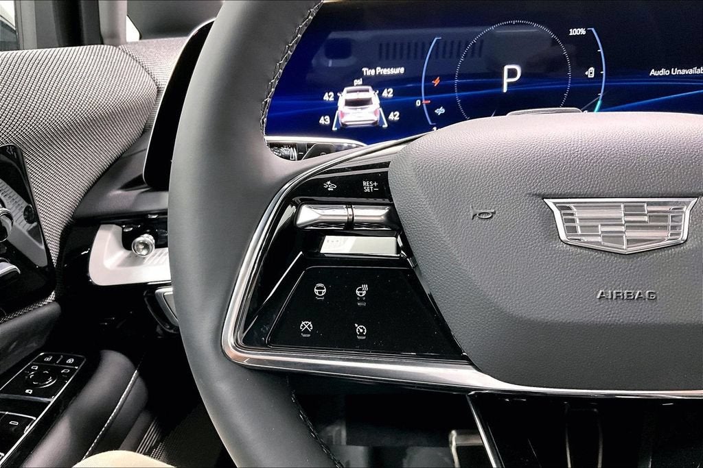 2027 Cadillac OPTIQ Luxury - Photo 13