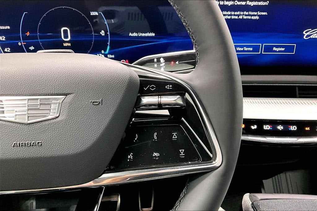 2027 Cadillac OPTIQ Luxury - Photo 14