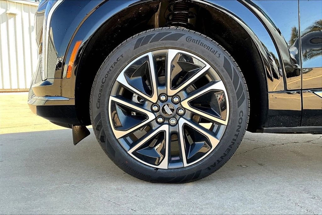 2025 Cadillac OPTIQ Sport 1
