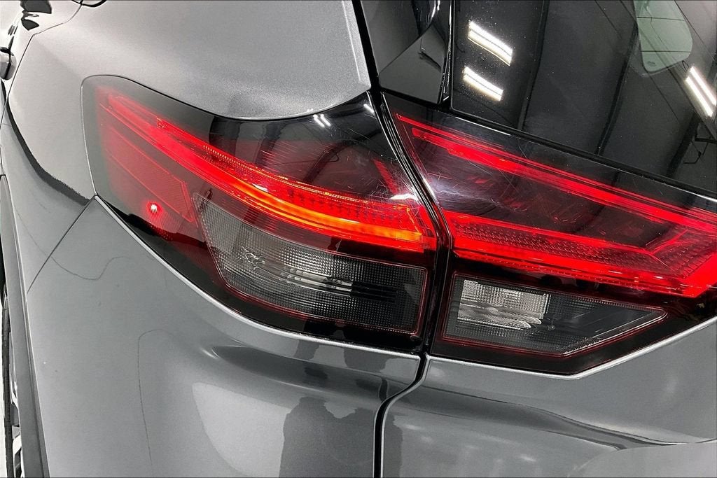 2021 Nissan Rogue SL FWD
