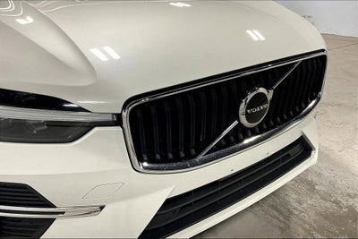 2022 Volvo XC60 Momentum