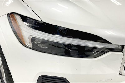 2022 Volvo XC60 Momentum