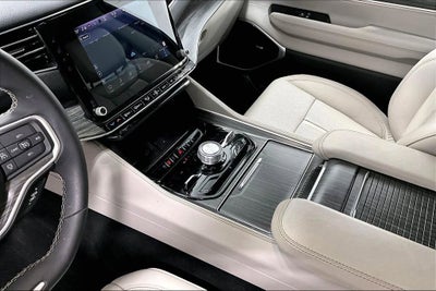 2024 Jeep Wagoneer L Series III 4x4