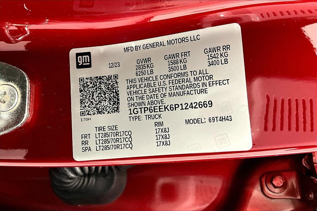 2023 GMC Canyon AT4X